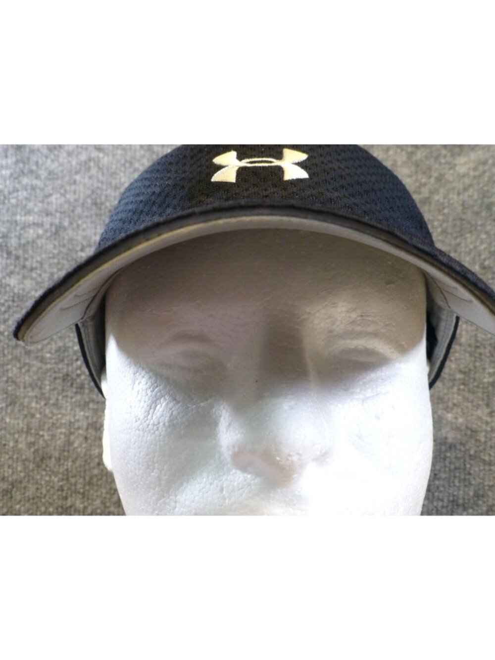 Under Armour Black Adjustable Athletic Visor Hat With Logo Lightweight Breathabl - Picture 2 of 8